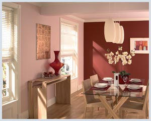Dining room 2: classic red