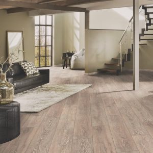 Boulder Oak 5542HC Exclusive Collection
