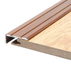 A31 Self Adhesive Angle Edge 25x8mm 900mm