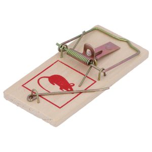 3pc Wooden Mouse Trap IK106