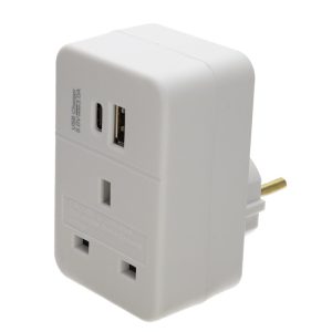 EU to UK Mains Travel Adaptor With USB A And USB C Port PA053